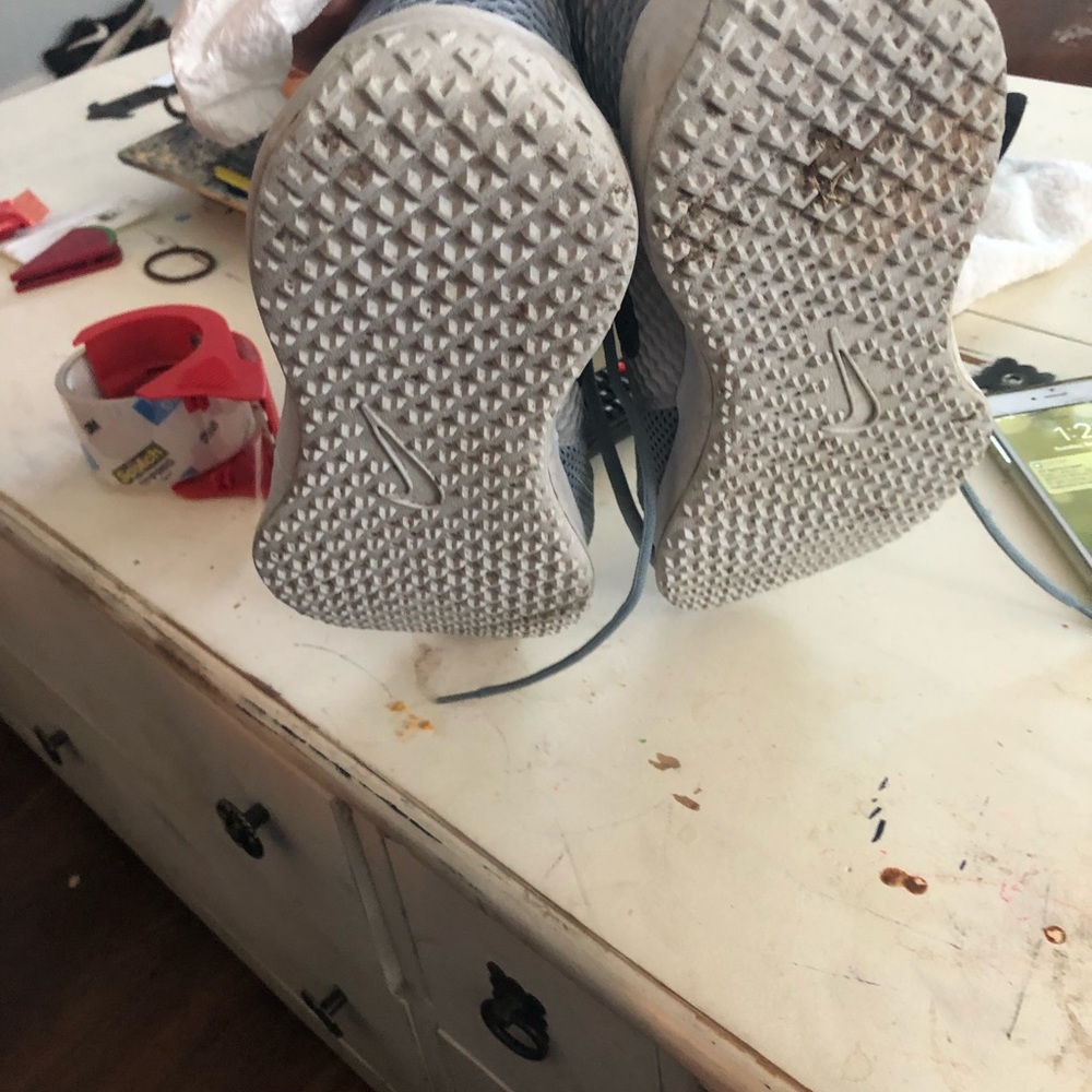 Nike’s - Picture 3 of 6